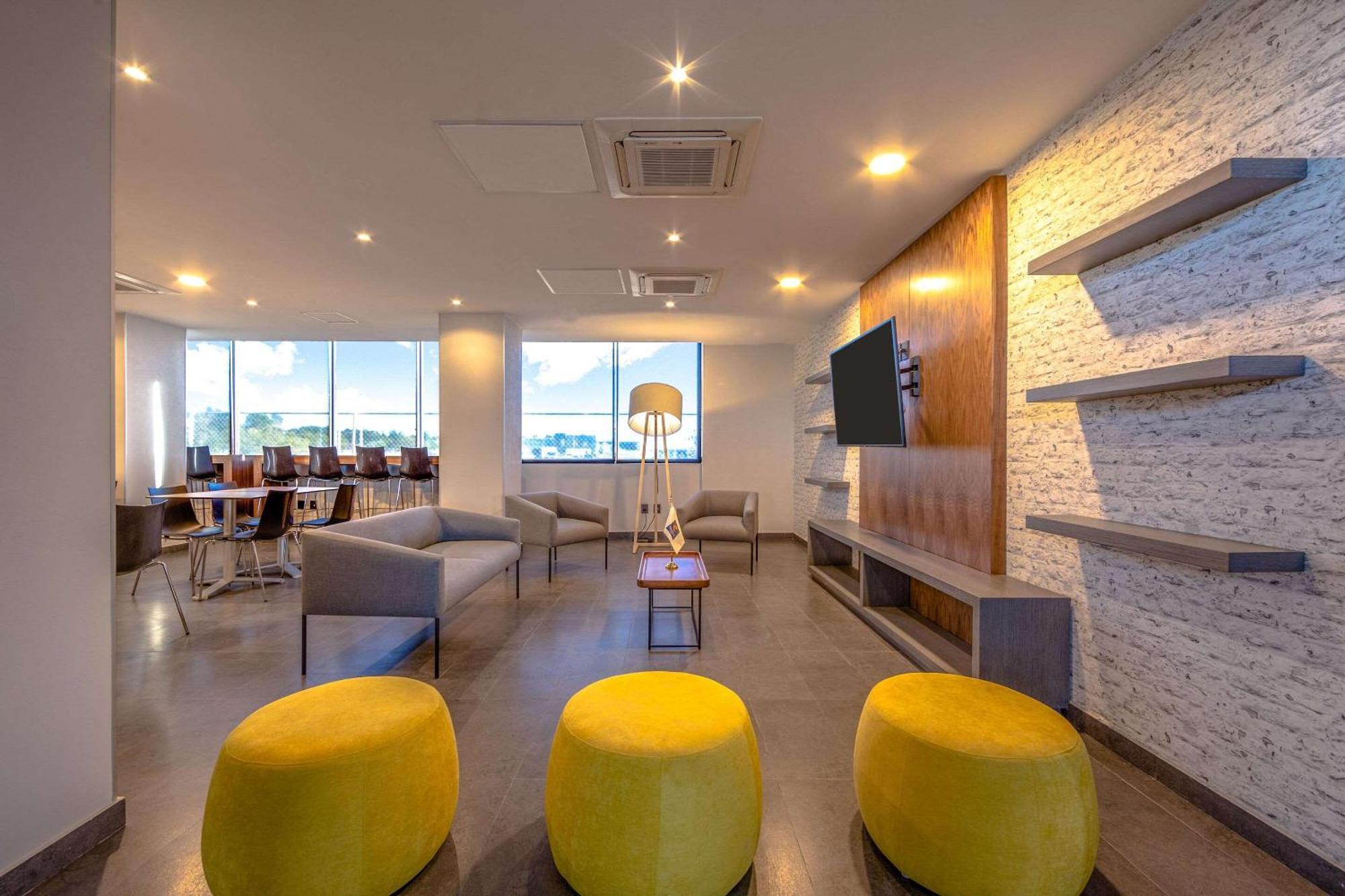 Comfort Inn Delicias Eksteriør billede